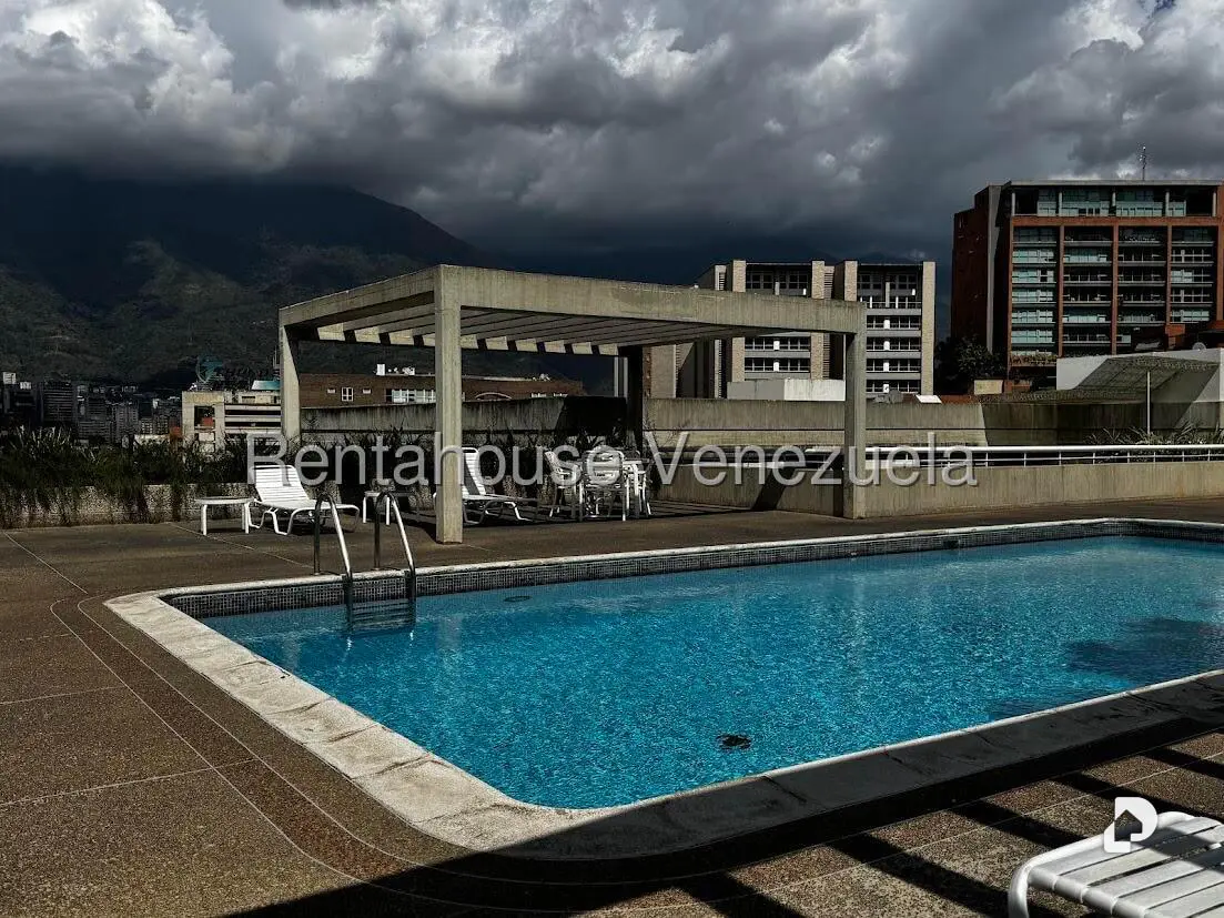 Apartamento en Lomas de Las Mercedes, Caracas – 28