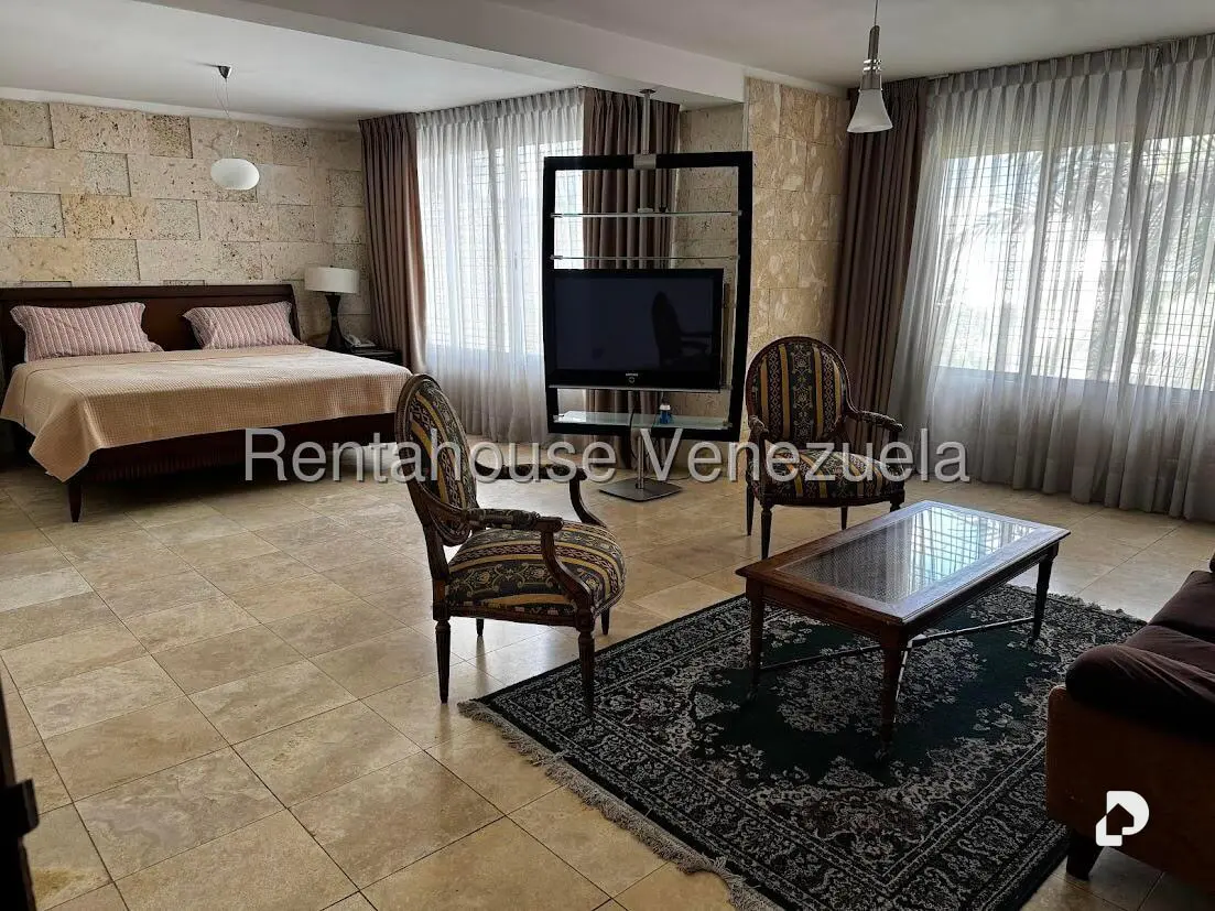 Apartamento en Lomas de Las Mercedes, Caracas – 15