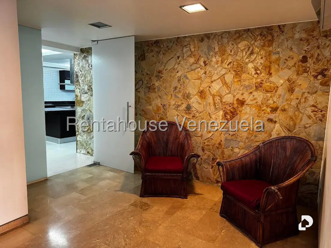 Apartamento en Lomas de Las Mercedes, Caracas – 11