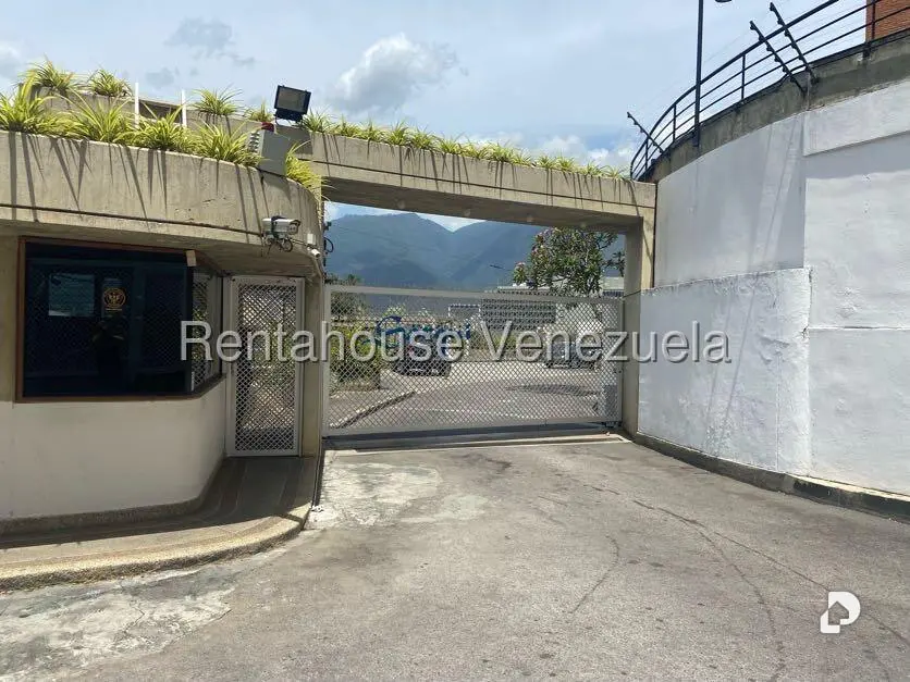Apartamento en Lomas de Las Mercedes, Caracas – 2