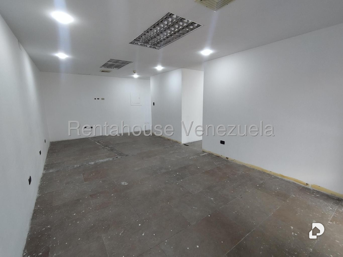 Commercial space in Los Palos Grandes, Caracas – 17