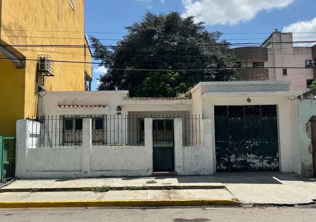 Local comercial en Casco Naguanagua, Valencia - 1