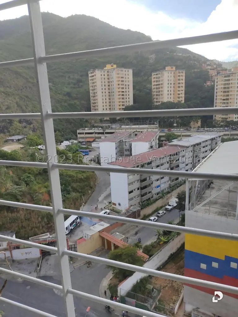 Apartamento en El Paraíso, Caracas – 14