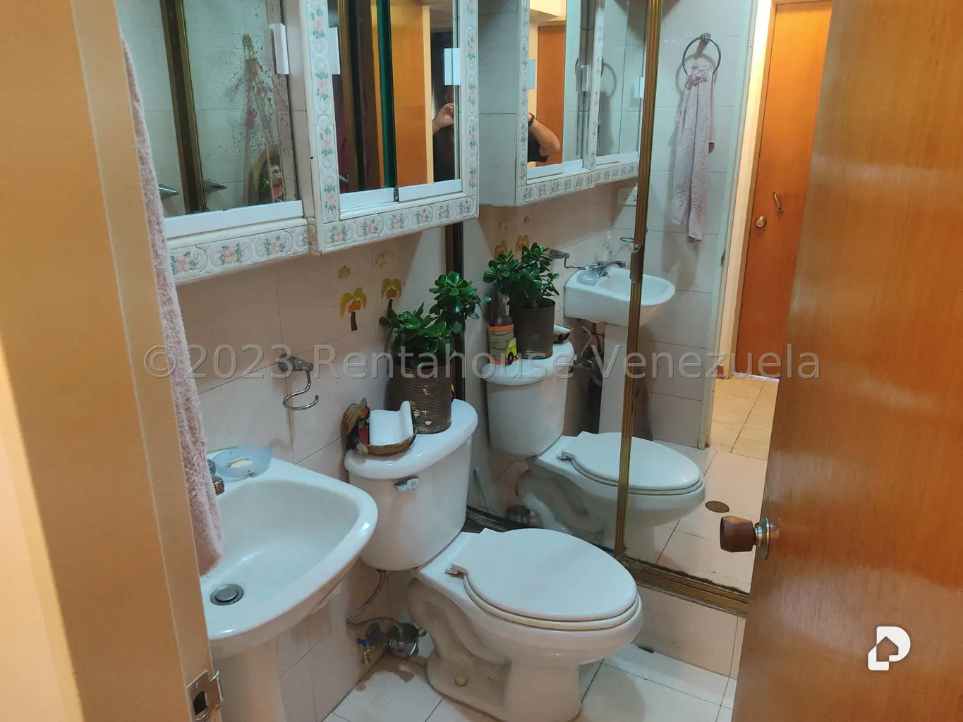 Apartamento en El Paraíso, Caracas – 11