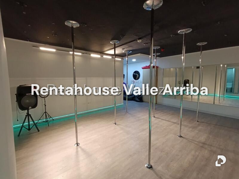 Local comercial en El Recreo, Caracas – 19