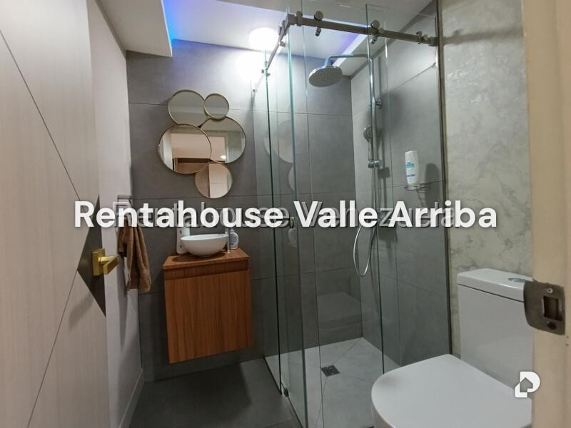 Local comercial en El Recreo, Caracas – 26