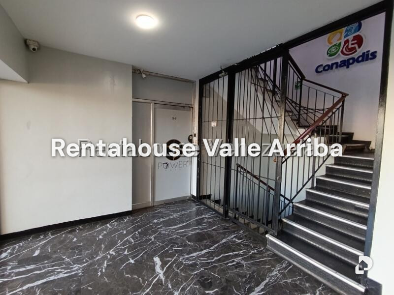 Local comercial en El Recreo, Caracas – 3