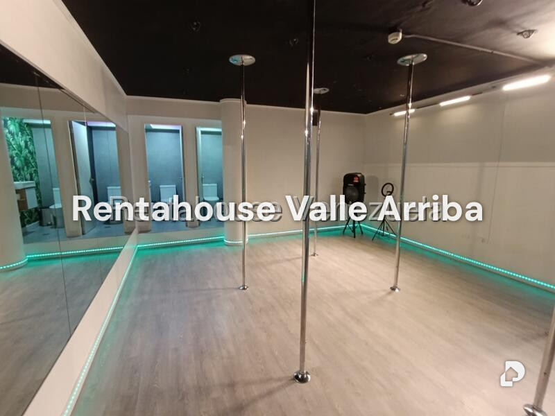 Local comercial en El Recreo, Caracas – 15