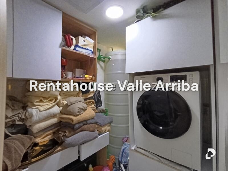 Local comercial en El Recreo, Caracas – 27
