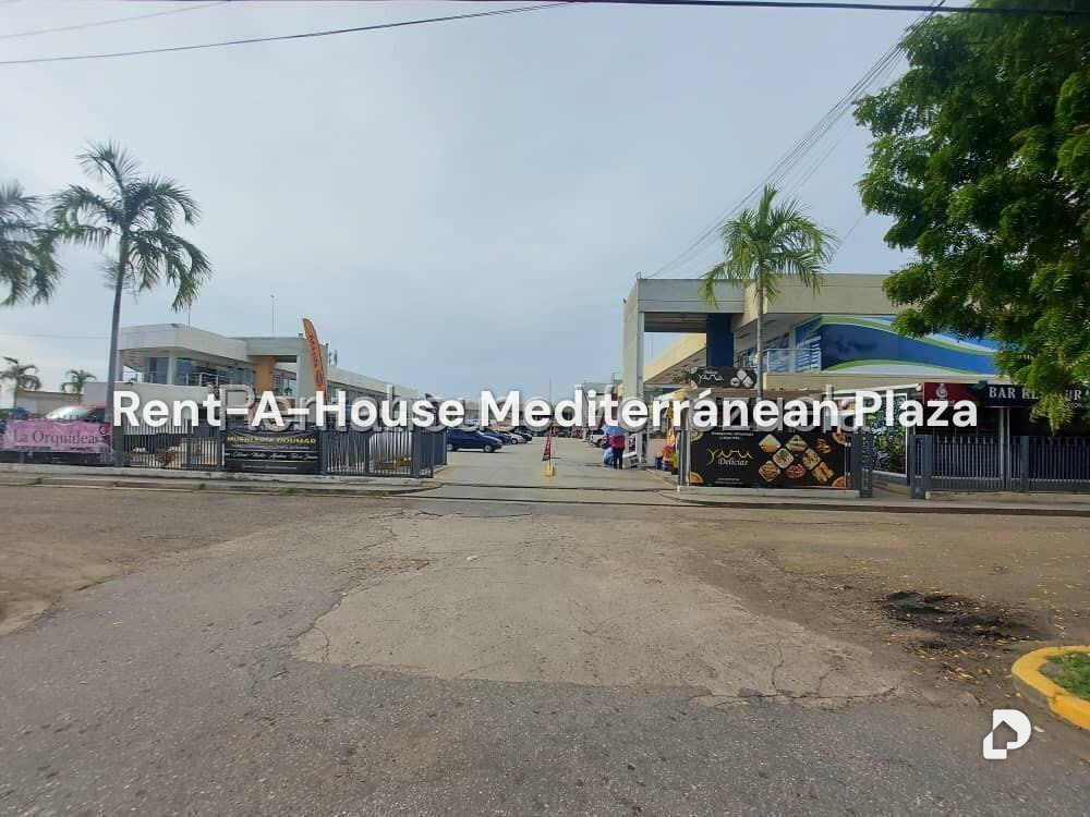 Local comercial en Paraparal, Los Guayos – 2