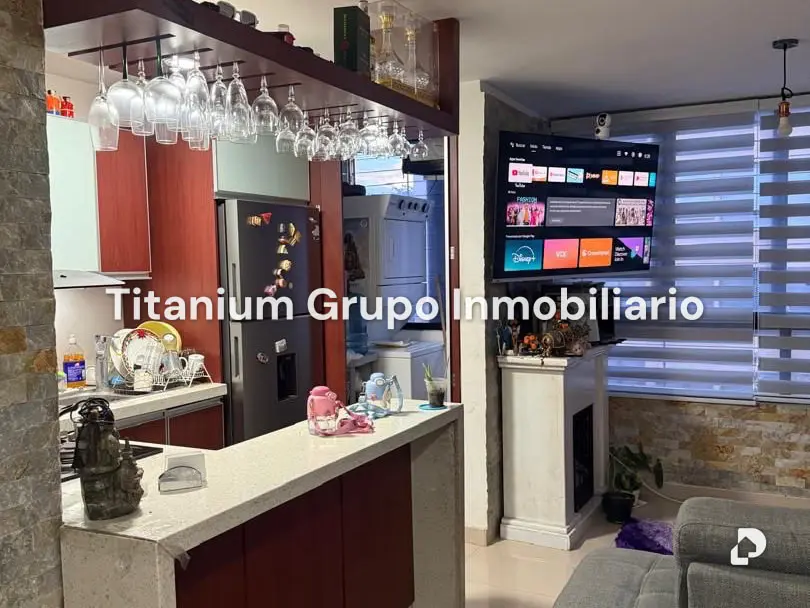 Apartamento en Valle Topacio, San Diego – 1