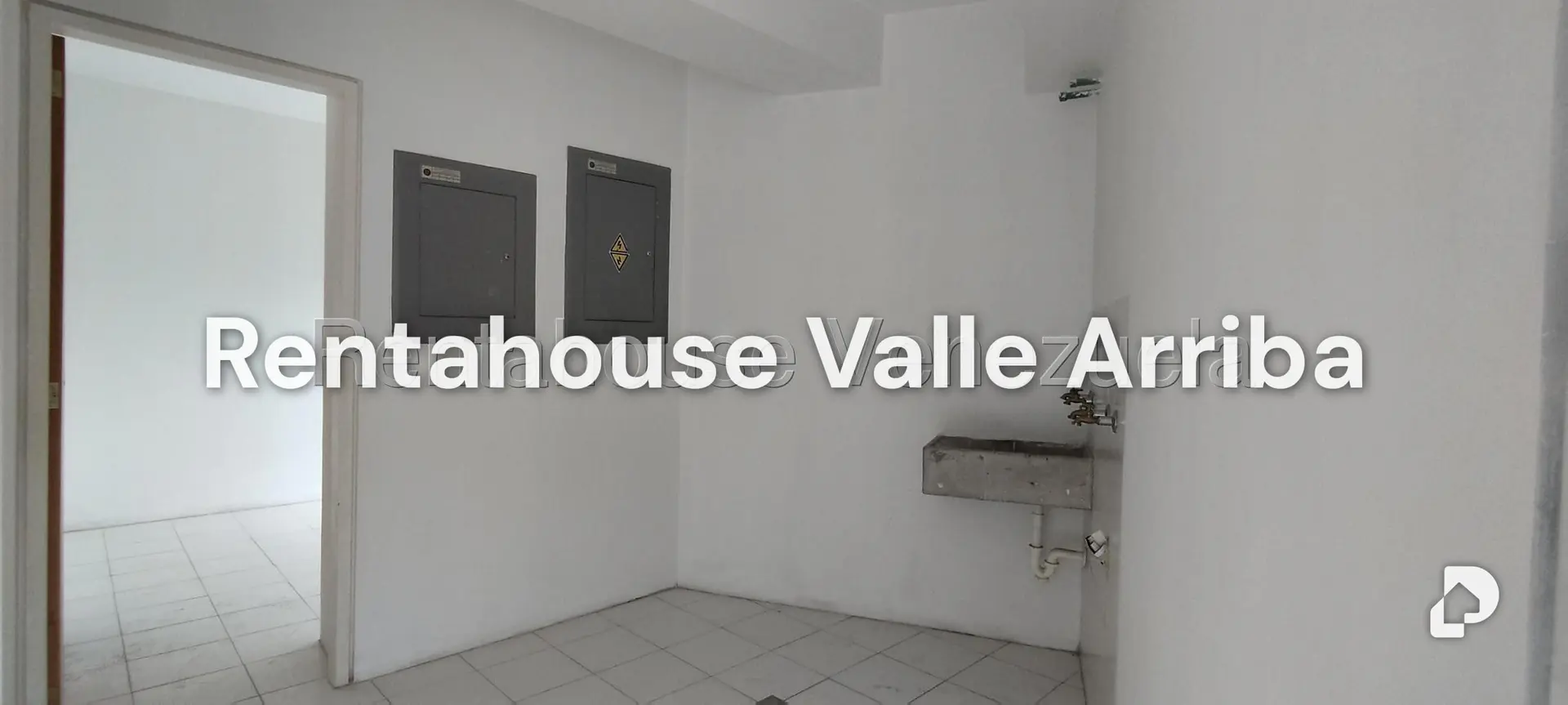 Apartamento en Lomas de Las Mercedes, Caracas – 11
