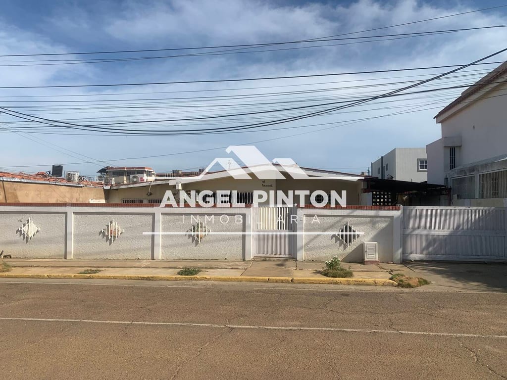 Casa en Altos del Pilar, Maracaibo - 1