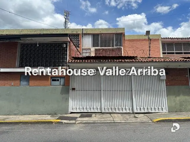 Oficina en Los Dos Caminos, Caracas – 1