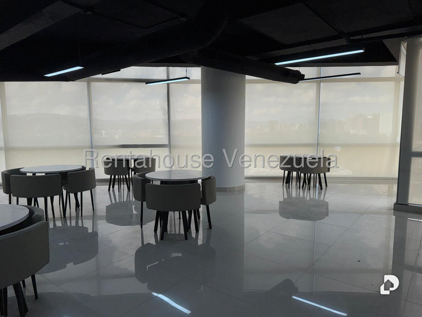 Oficina en Los Dos Caminos, Caracas – 4