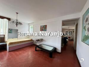 House in Prados del Este, Caracas – 16