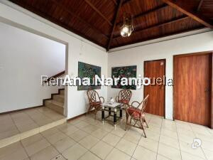 House in Prados del Este, Caracas – 11