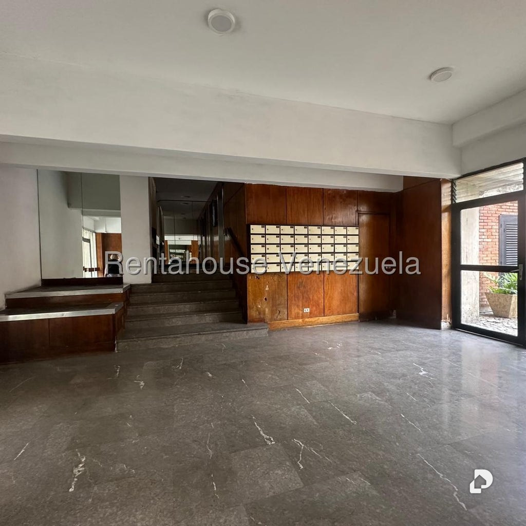 Apartamento en La Florida, Caracas – 4