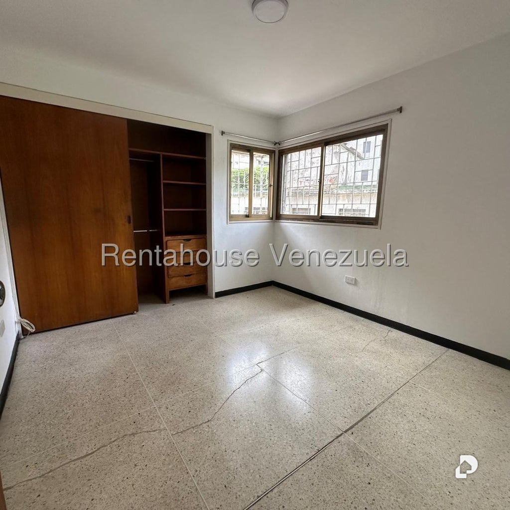 Apartamento en La Florida, Caracas – 19