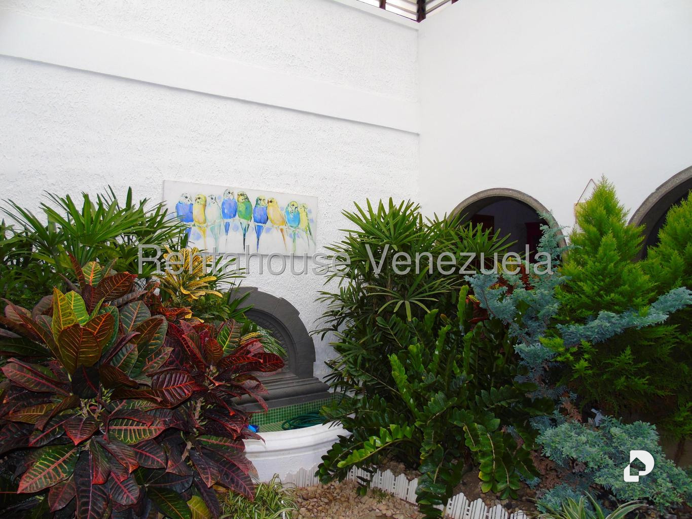 Casa en Altamira, Caracas – 15