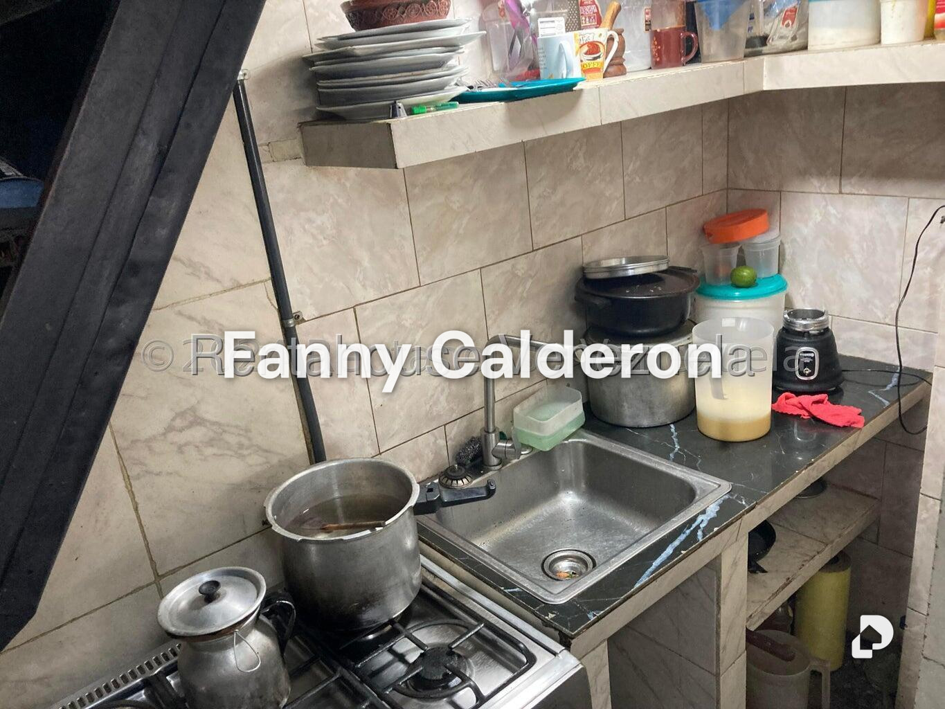 Local comercial en La Candelaria, Caracas – 12