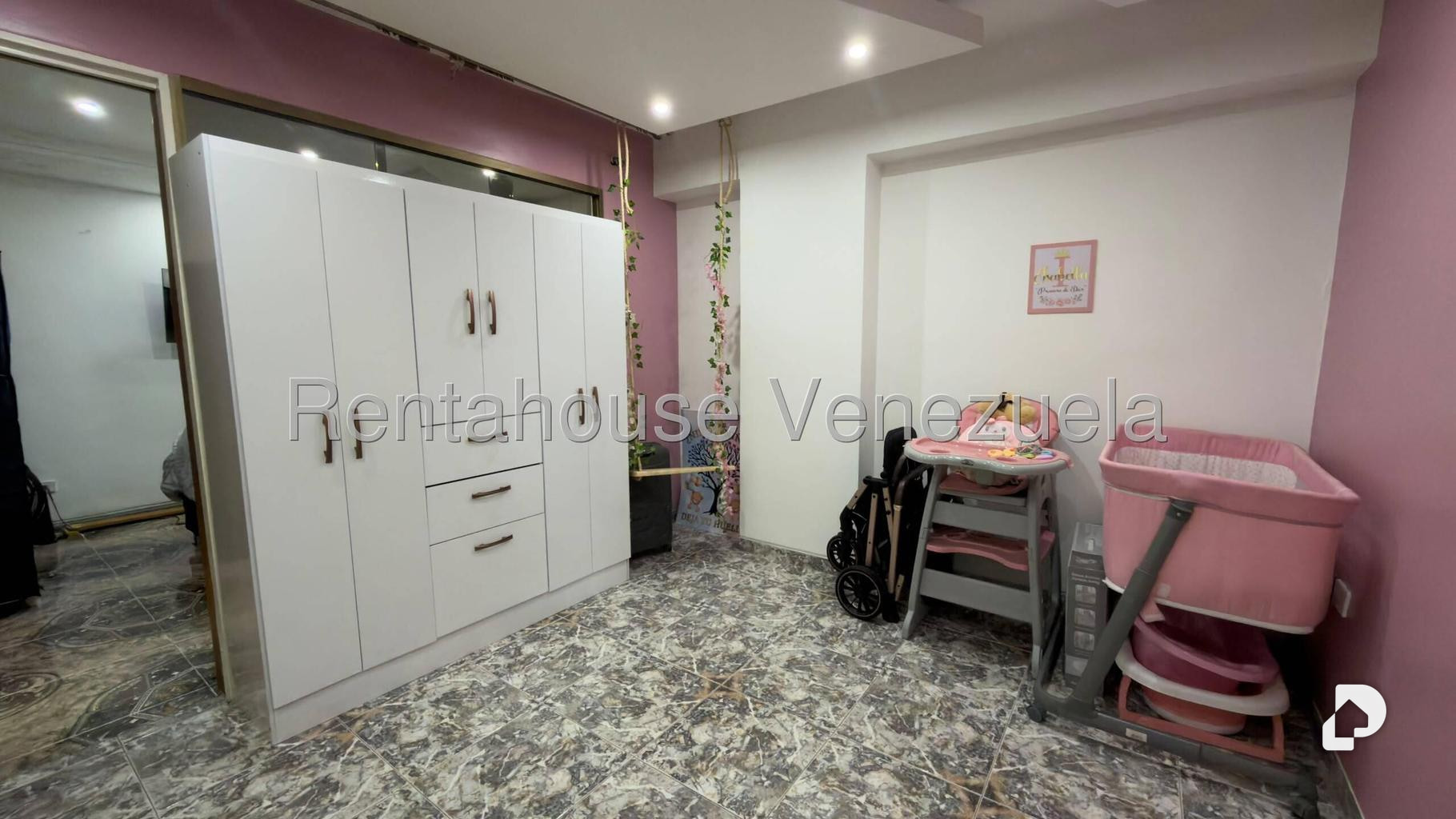 Apartamento en Los Ruices, Caracas – 24