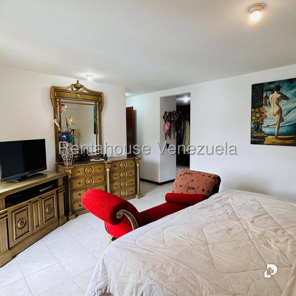 Apartamento en Las Esmeraldas, Caracas – 19