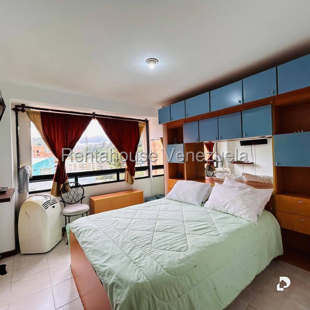Apartamento en Las Esmeraldas, Caracas – 17