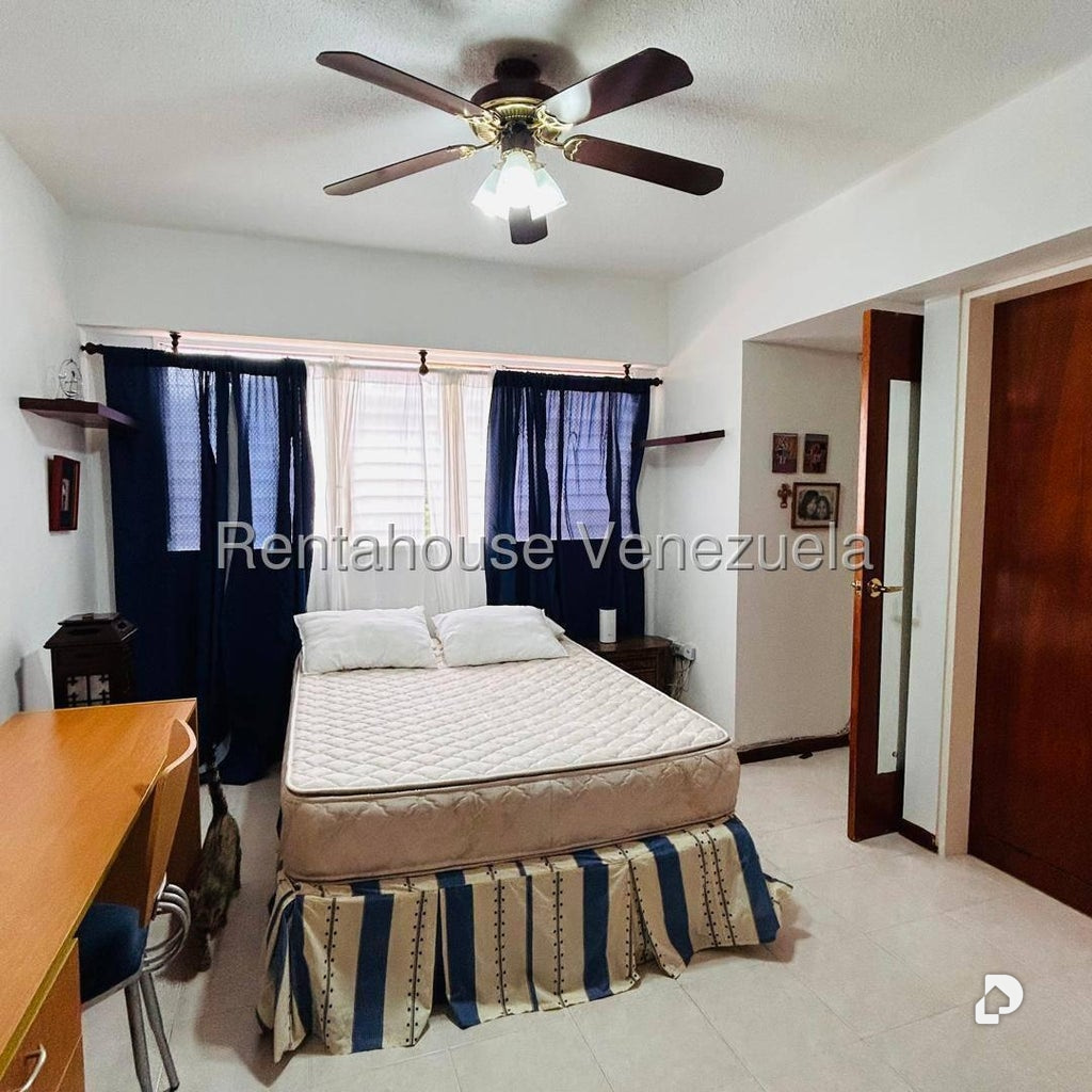 Apartamento en Las Esmeraldas, Caracas – 15
