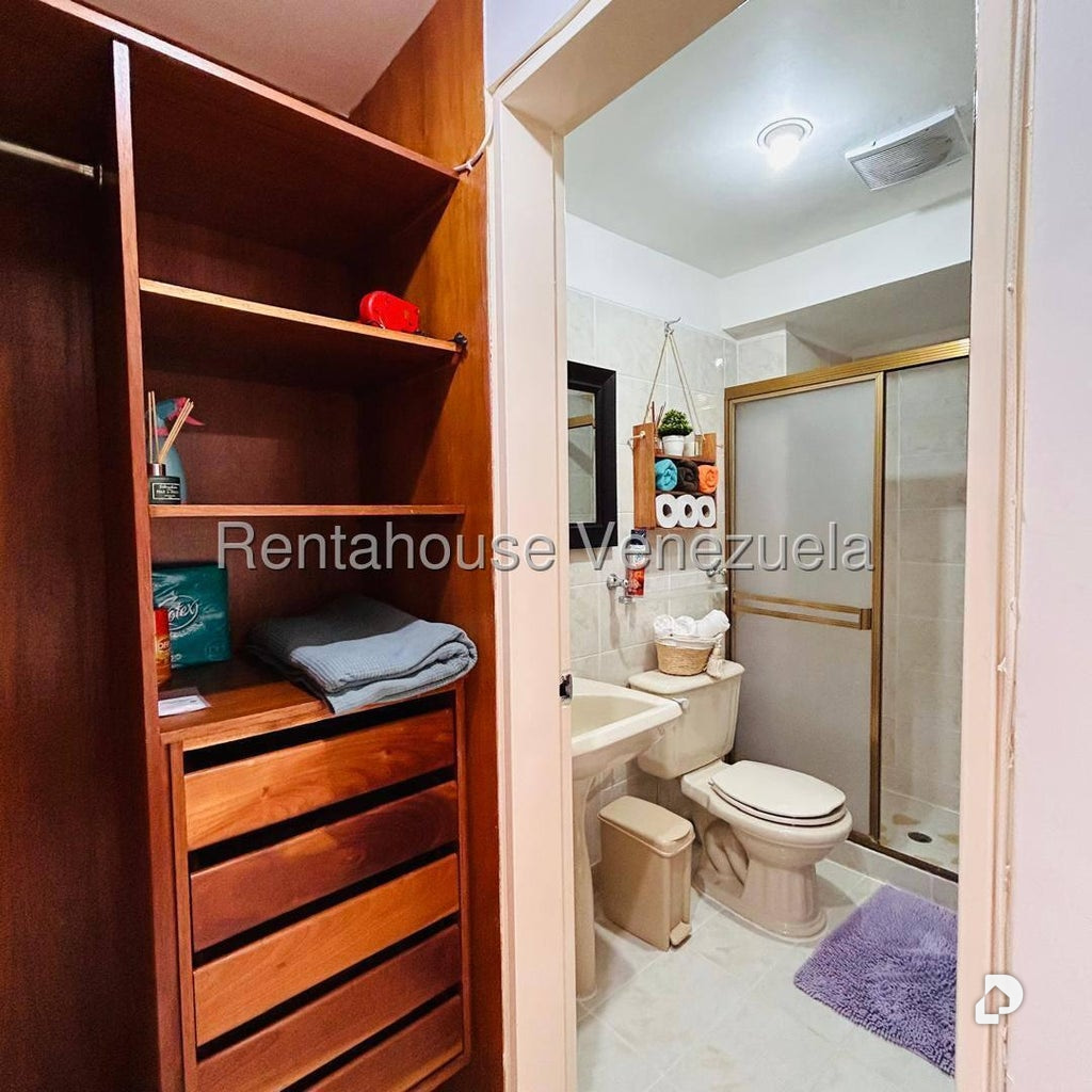Apartamento en Las Esmeraldas, Caracas – 20
