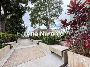 Apartment in Los Naranjos (del Cafetal), Caracas – 12
