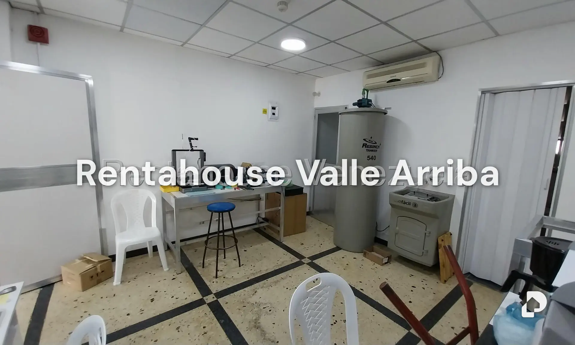 Local comercial en Vista Alegre, Caracas – 11
