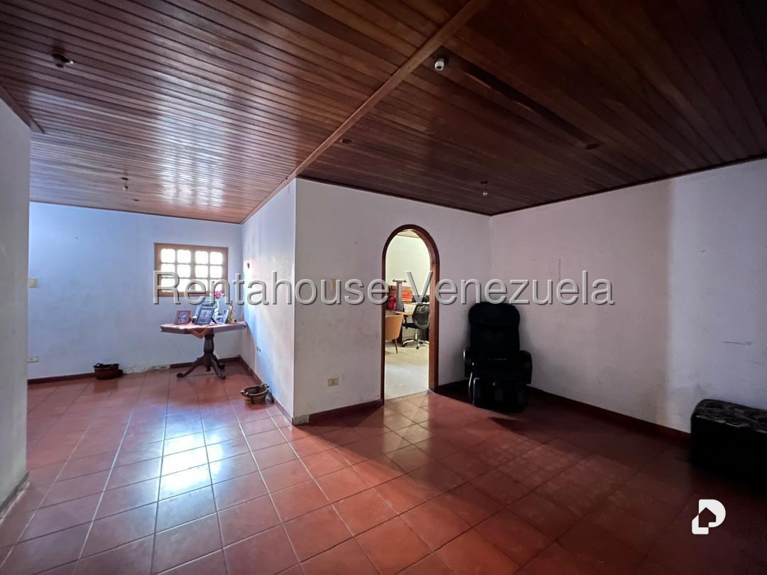 Casa en Avenida Victoria, La Victoria – 17