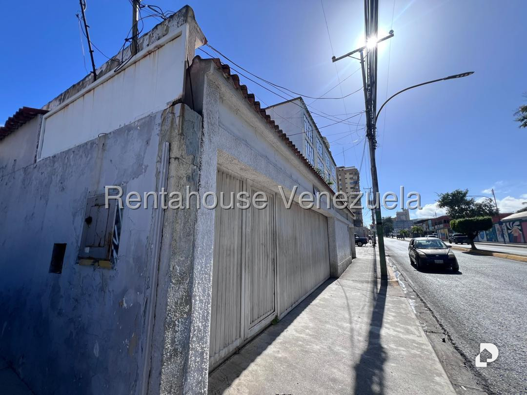 Casa en Avenida Victoria, La Victoria – 3