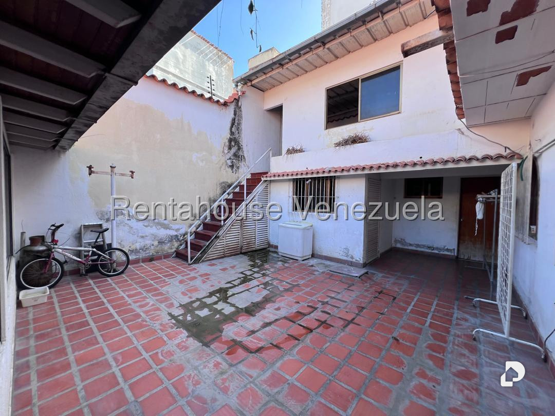 Casa en Avenida Victoria, La Victoria – 23