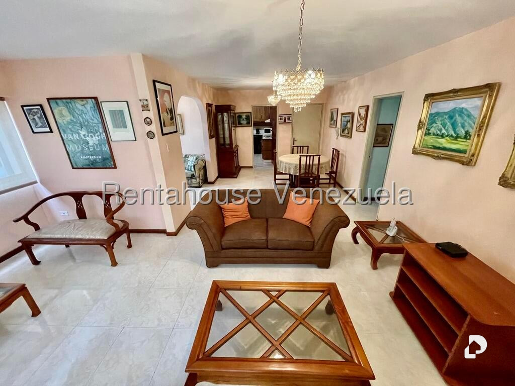 Apartamento en Los Palos Grandes, Caracas – 9