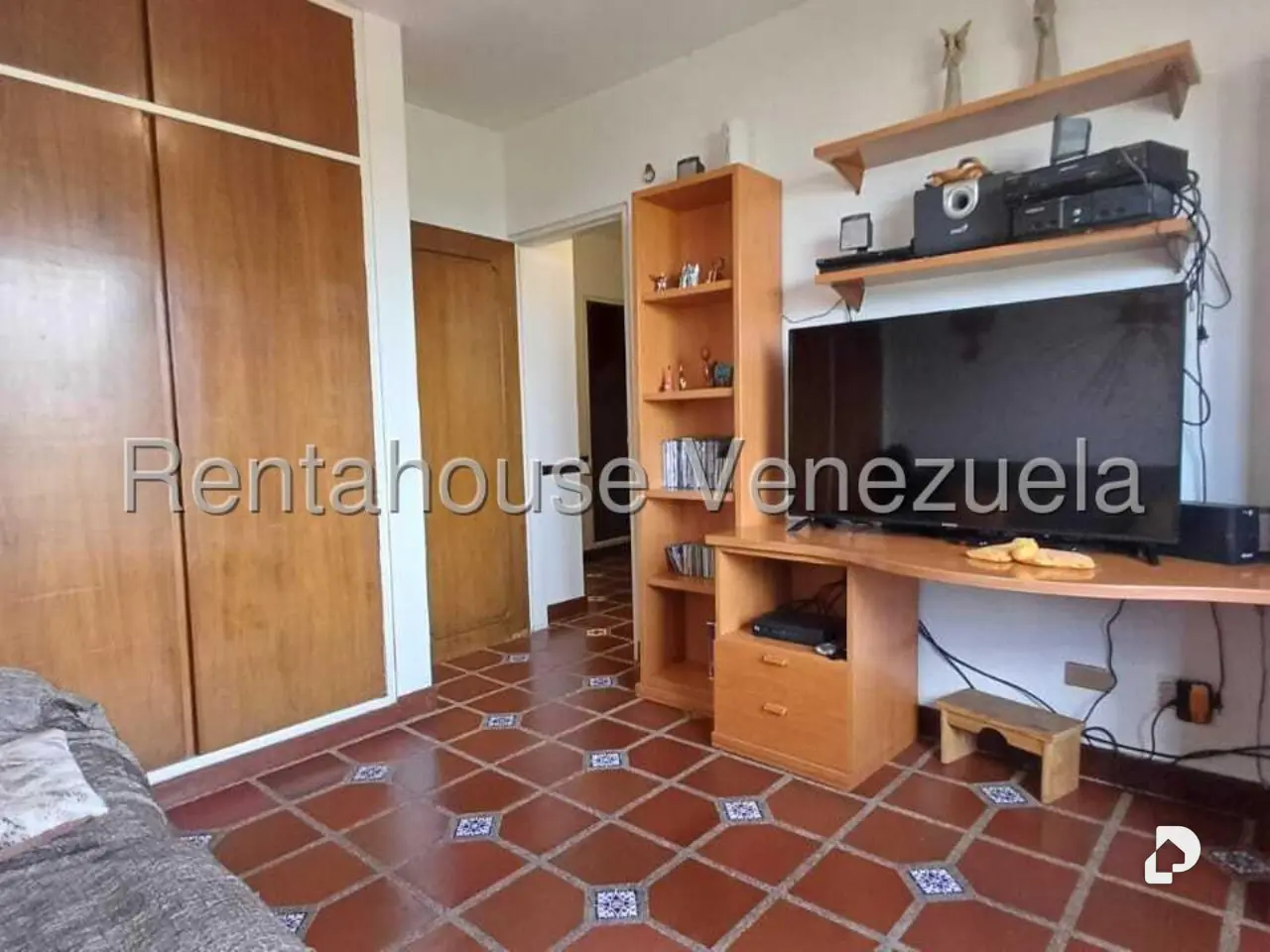 Apartment in La Florida, Caracas – 24