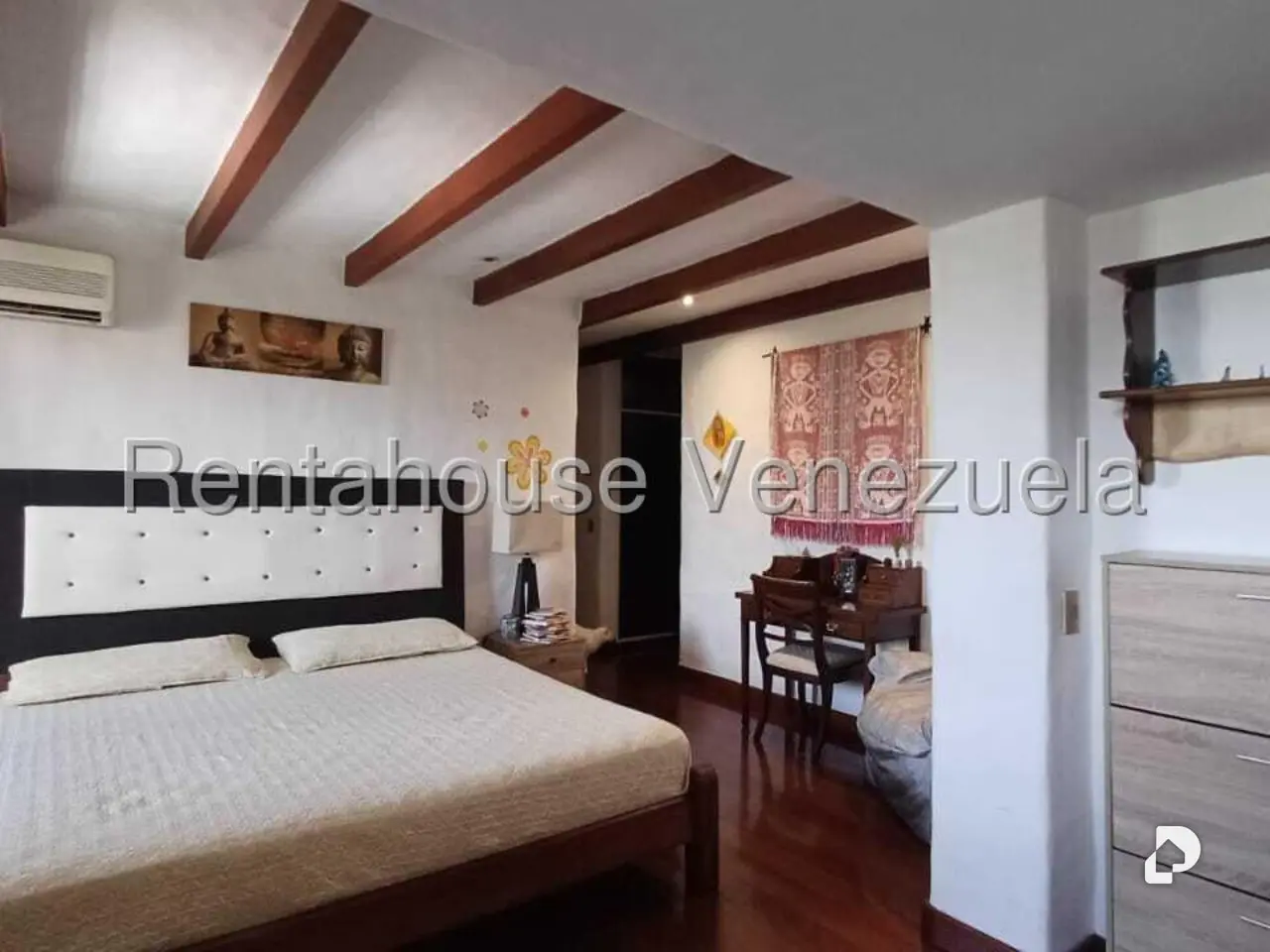 Apartment in La Florida, Caracas – 16