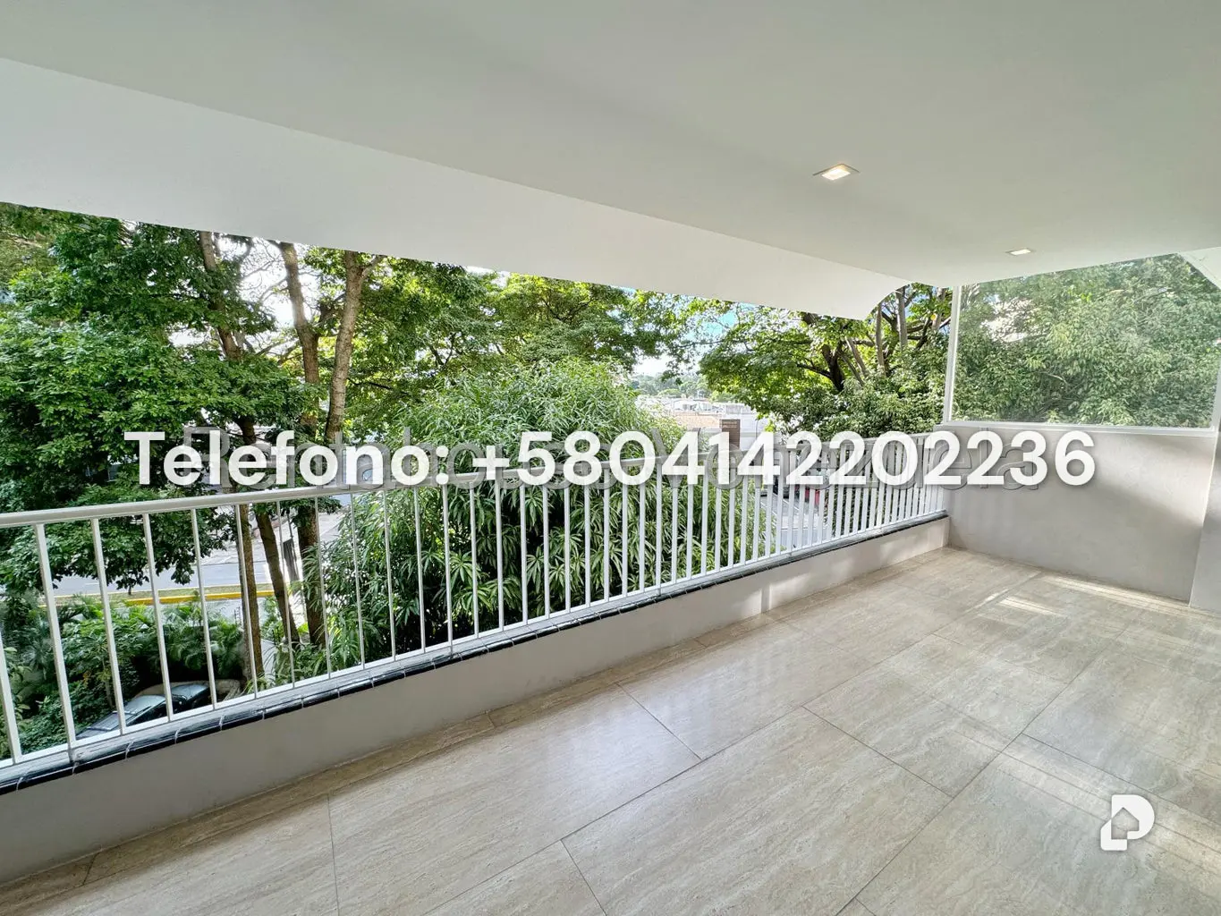 Apartamento en Altamira, Caracas – 13