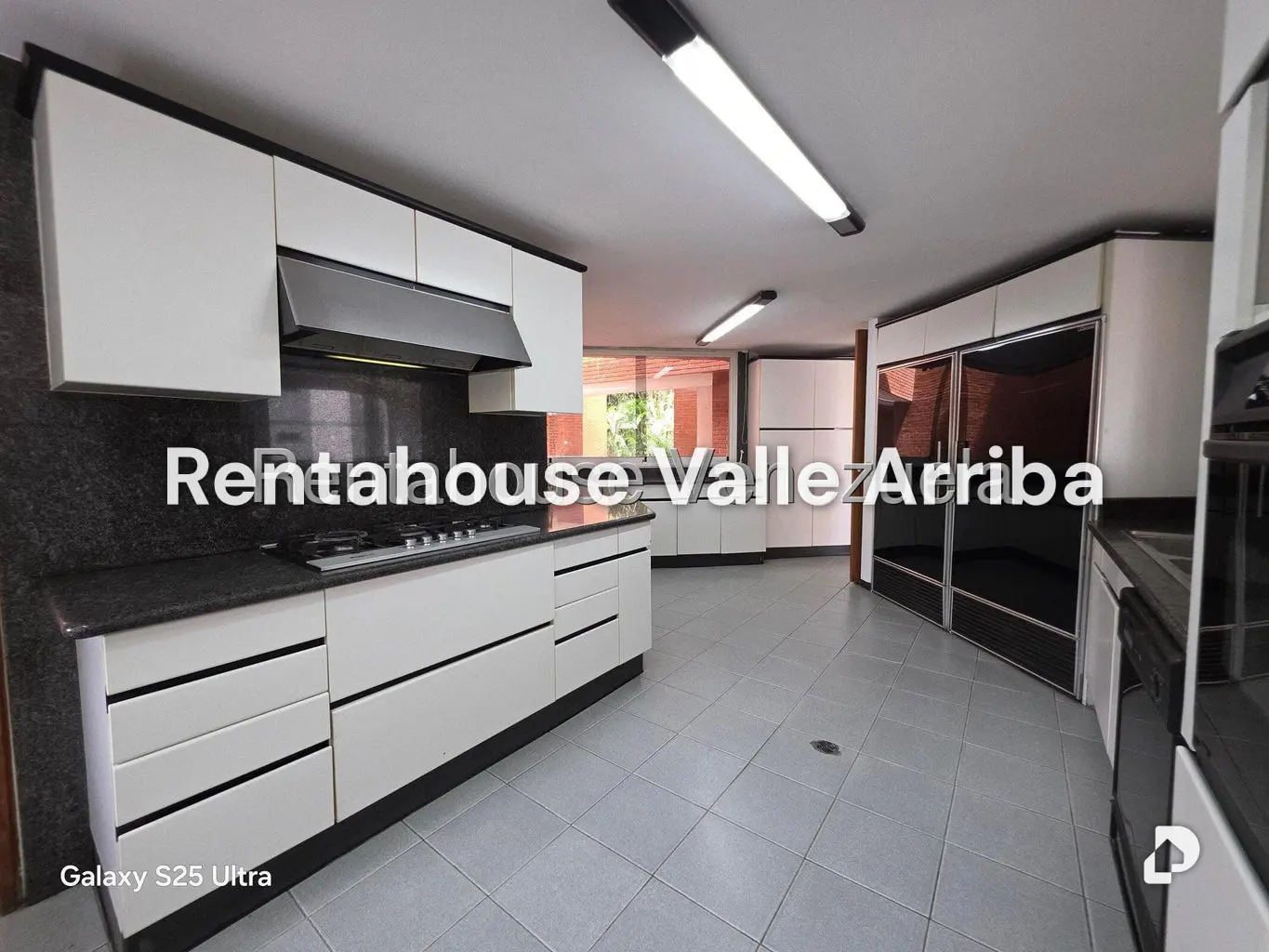 Apartamento en Las Mercedes, Caracas – 27