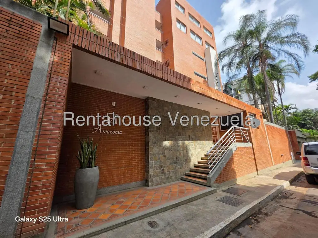 Apartamento en Las Mercedes, Caracas - 1