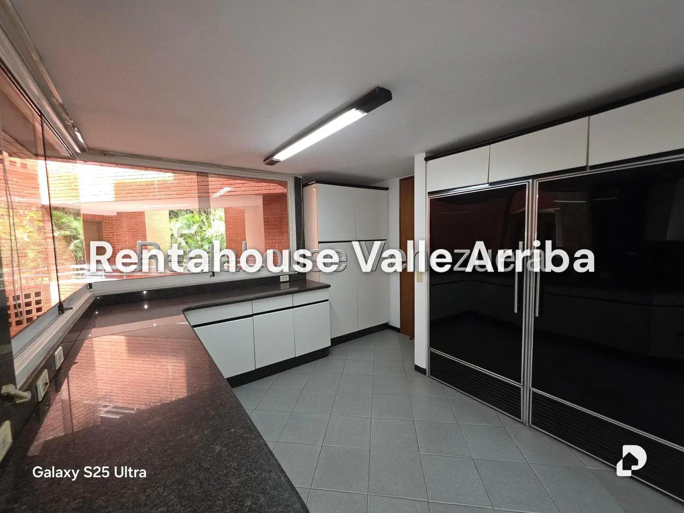 Apartamento en Las Mercedes, Caracas – 25