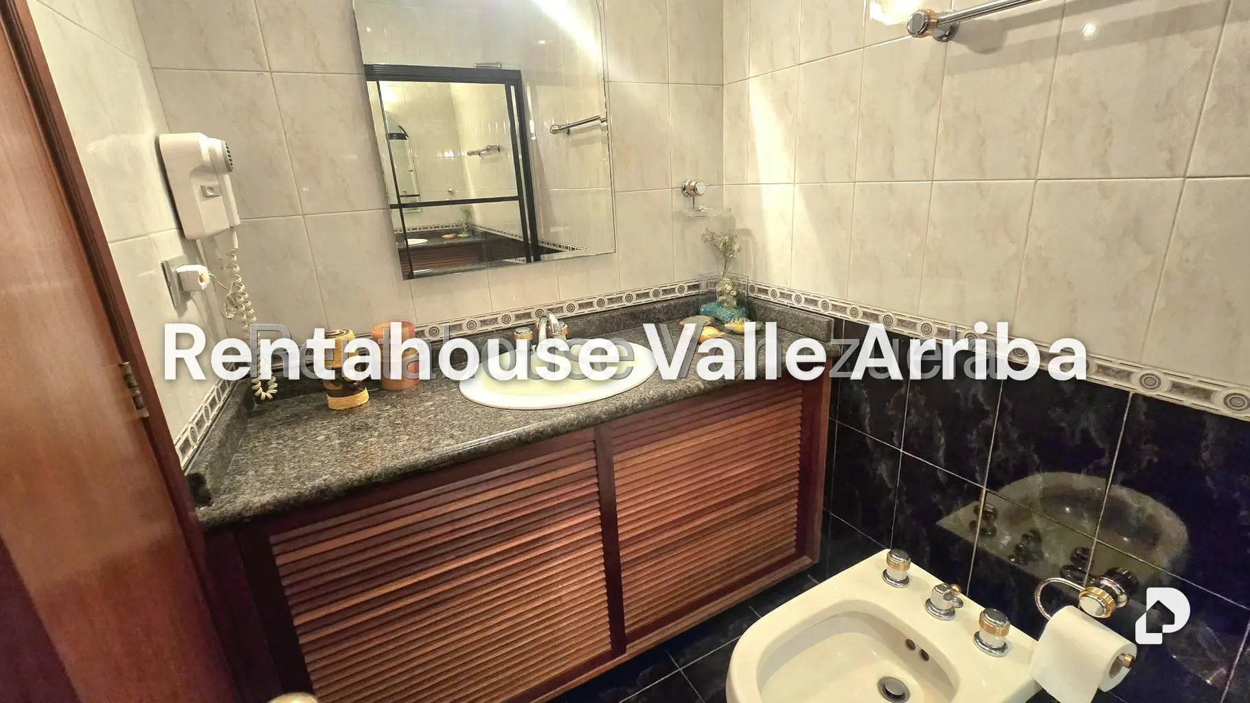 Apartamento en Campo Alegre, Caracas – 16