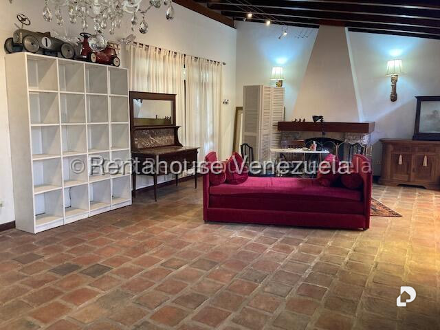 Casa en La Lagunita Country Club, Caracas – 11