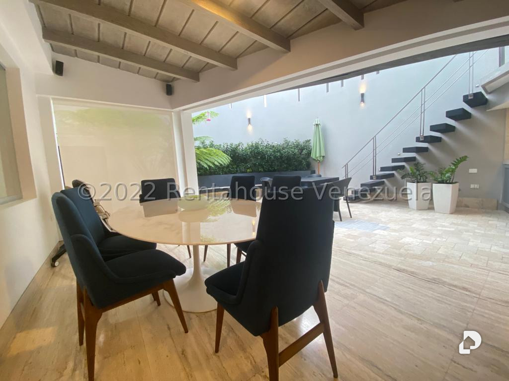Casa en Santa Eduvigis, Caracas – 30
