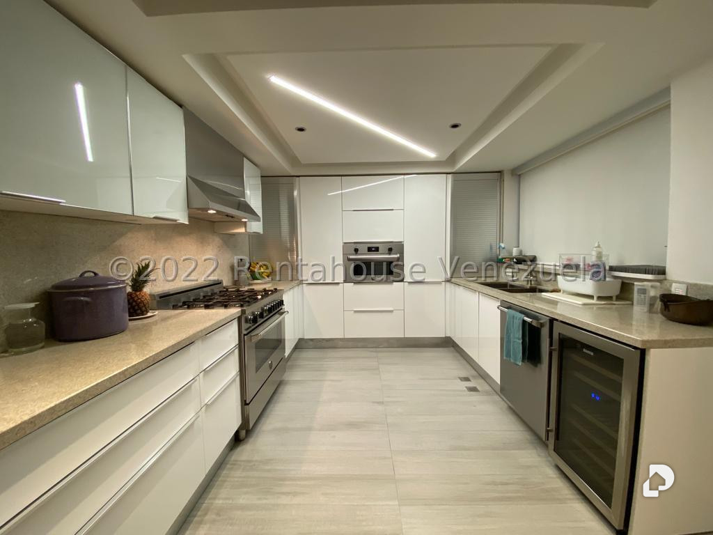 Casa en Santa Eduvigis, Caracas – 12