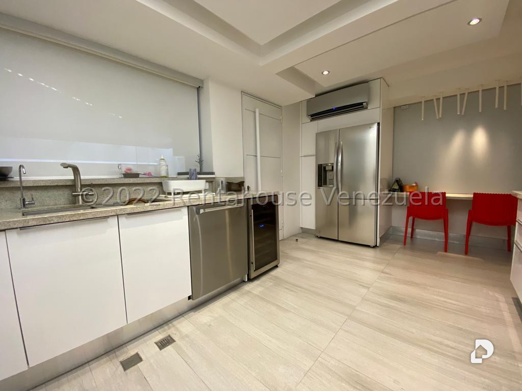 Casa en Santa Eduvigis, Caracas – 13
