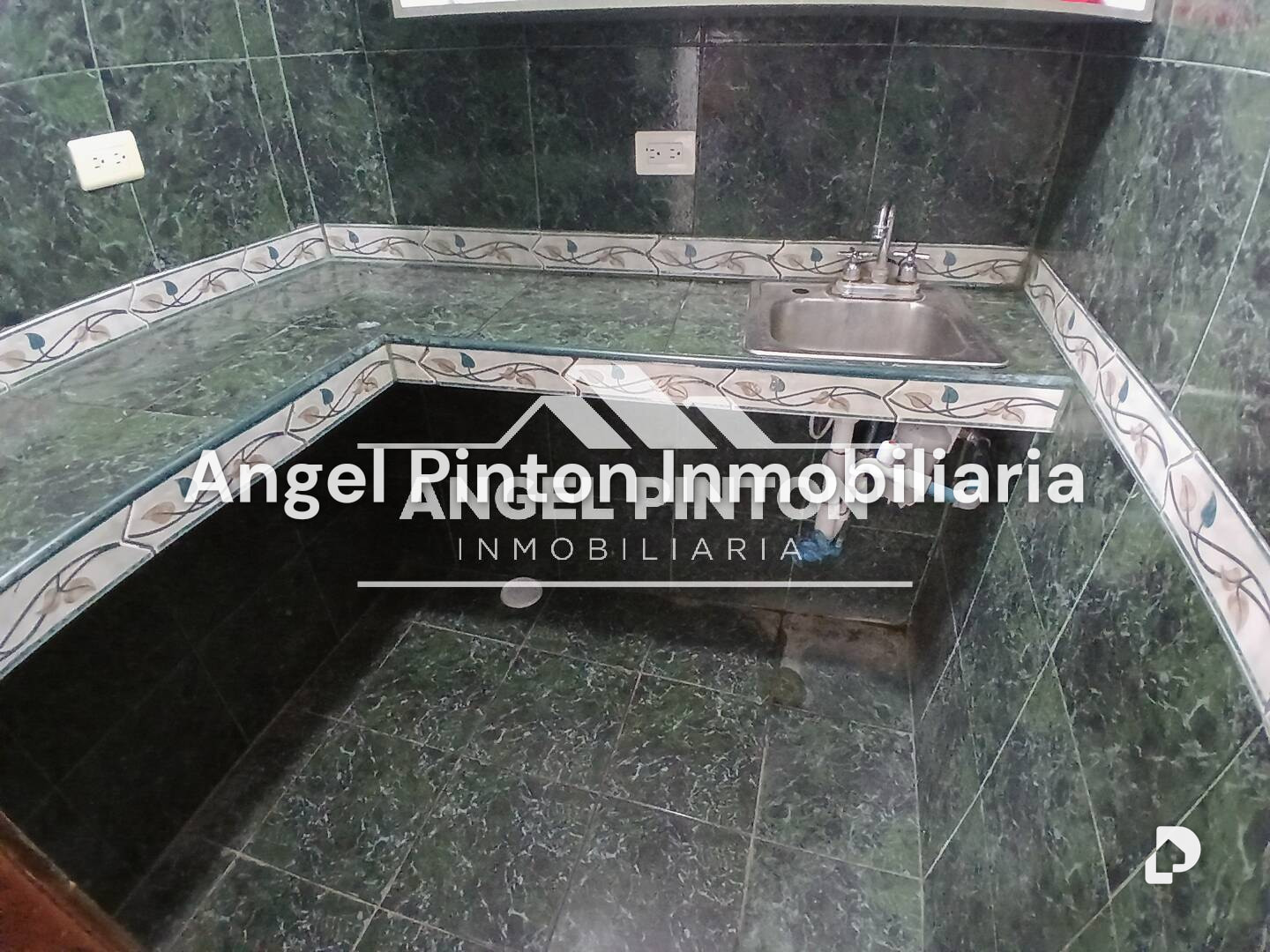 Local comercial en Avenida La Limpia, Maracaibo – 12