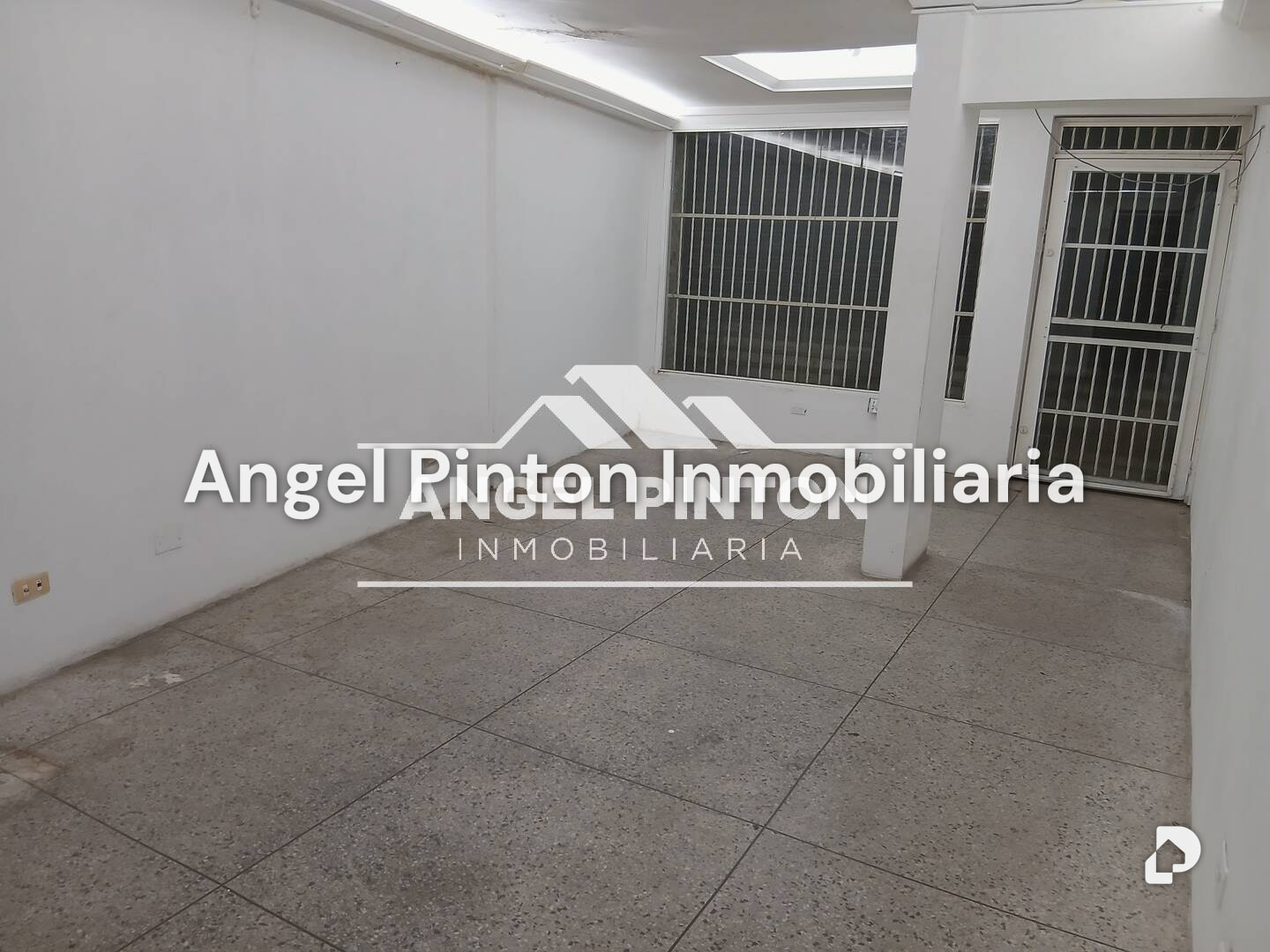 Local comercial en Avenida La Limpia, Maracaibo – 8