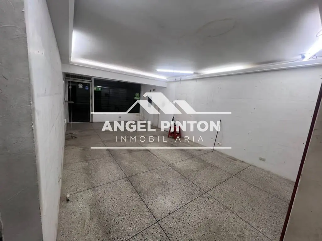 Local comercial en Avenida La Limpia, Maracaibo - 1